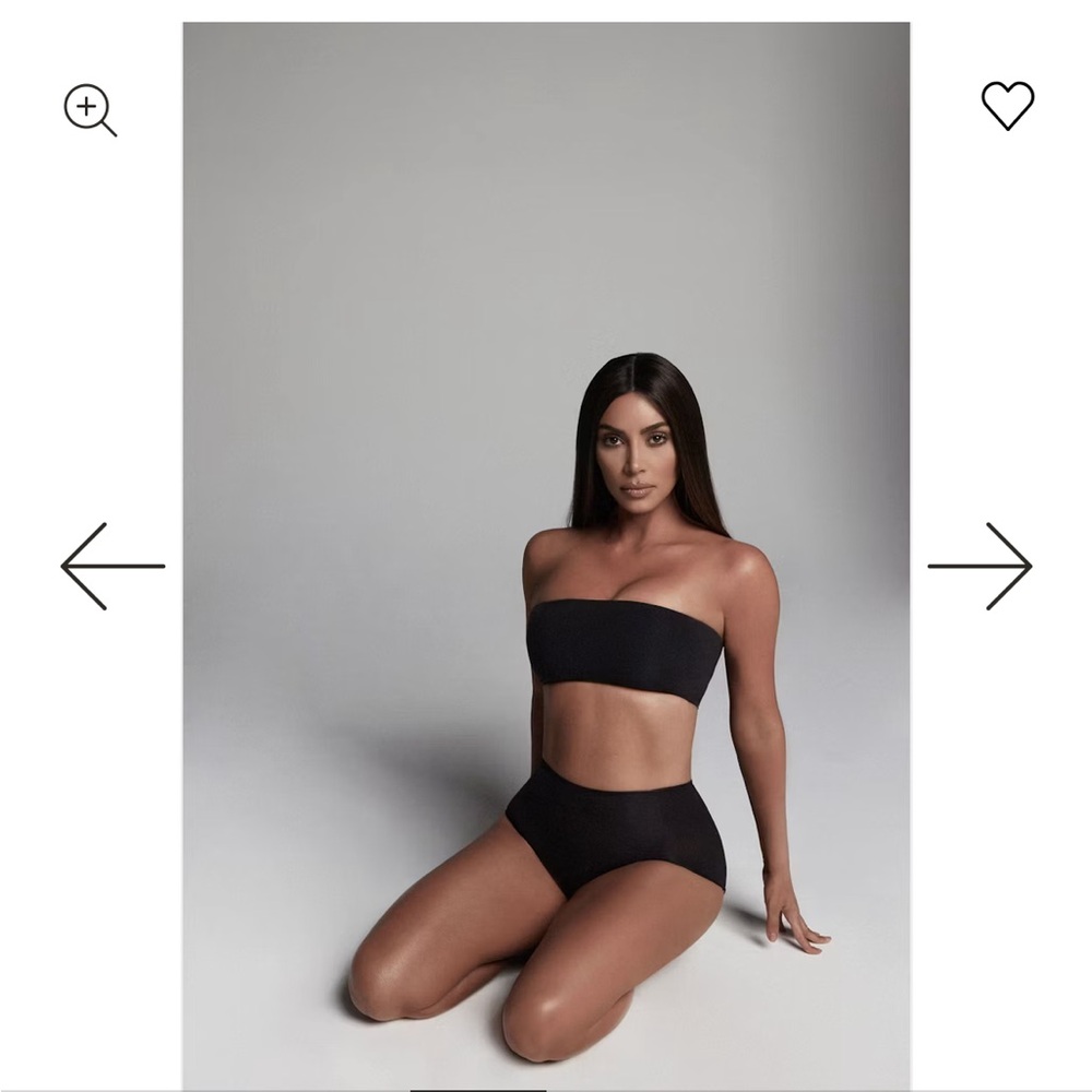 NWOT Skims fits everybody black bandeau size medium